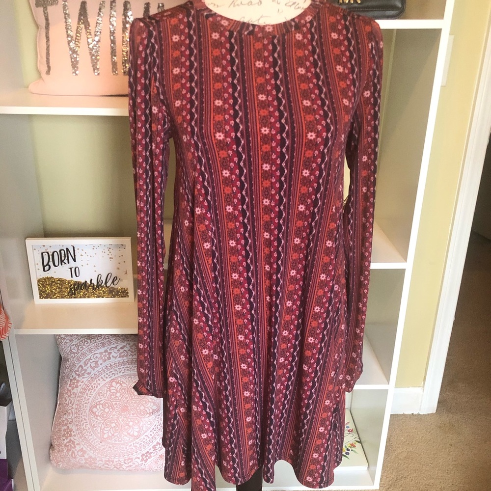 Bcbgeneration long sleeve shift dress